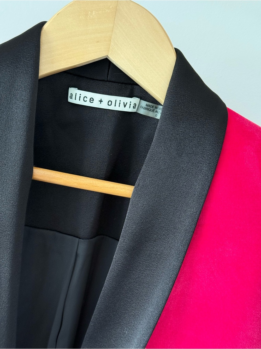 Alice + Olivia Hot Pink Velvet Blazer with Black Satin Shawl Collar - Picture 2 of 9
